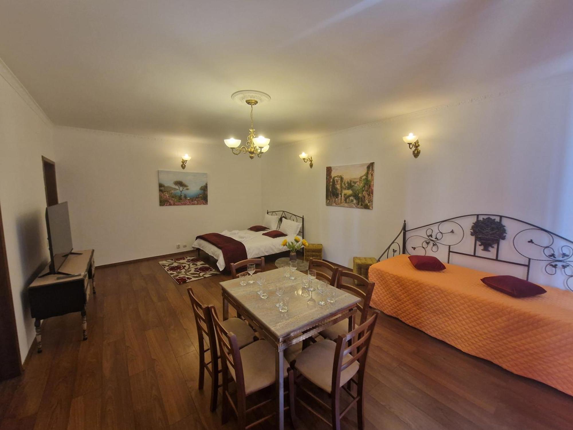 Вілла 5* Royal House Near Unirii Square Клуж-Напока Екстер'єр фото