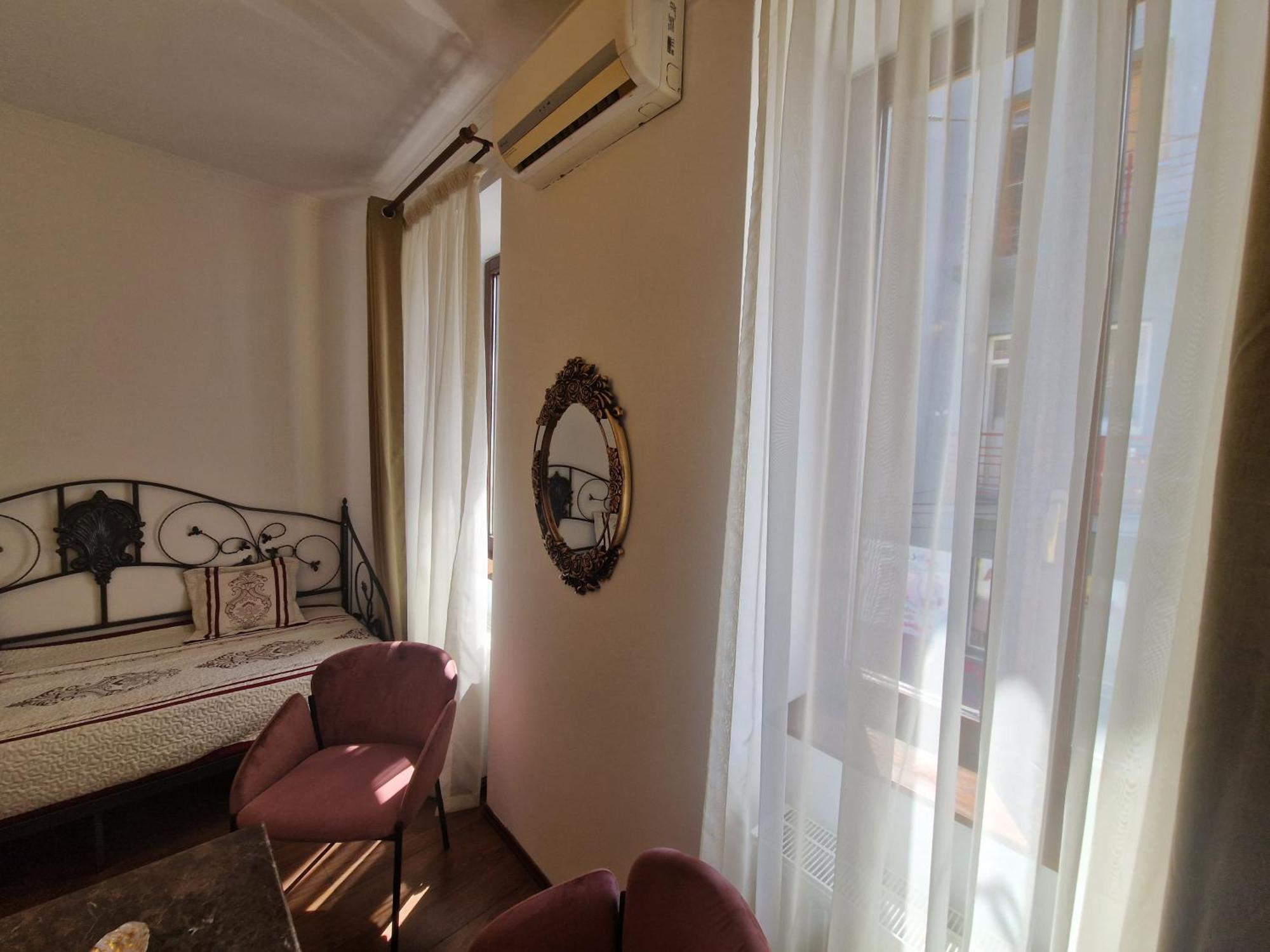 Вілла 5* Royal House Near Unirii Square Клуж-Напока Екстер'єр фото